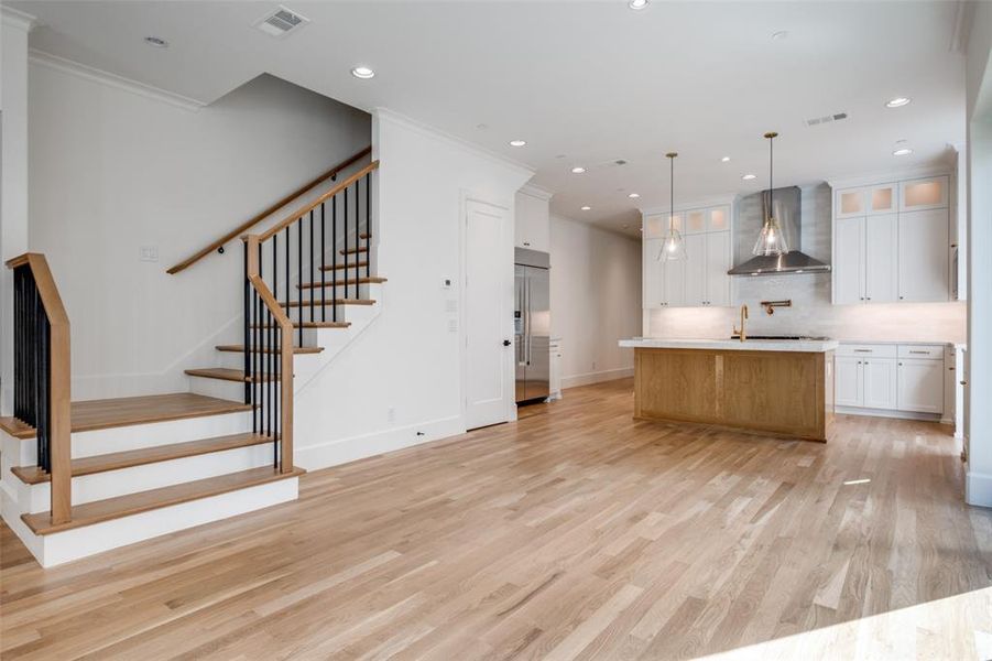 Spacious, unfurnished interior of a new home in , University Park (Image 14).