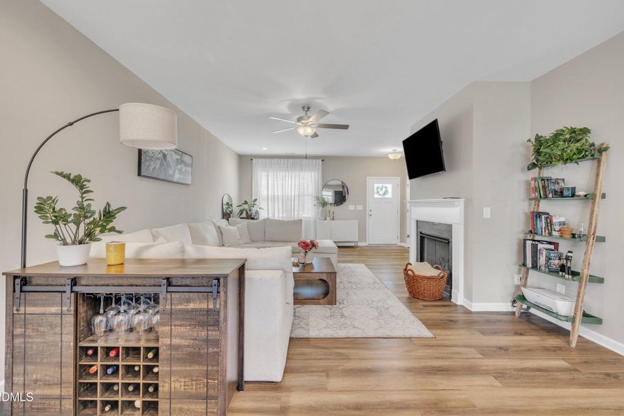 743 Hadstock Path-13