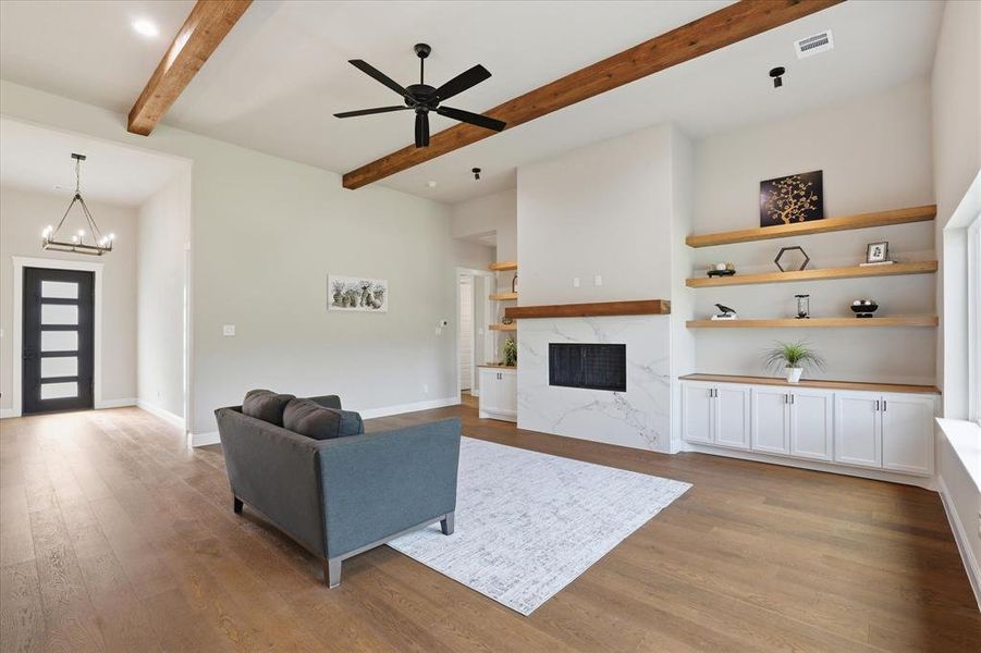 Furnished interior view inside a new home in , Waxahachie (Image 9).