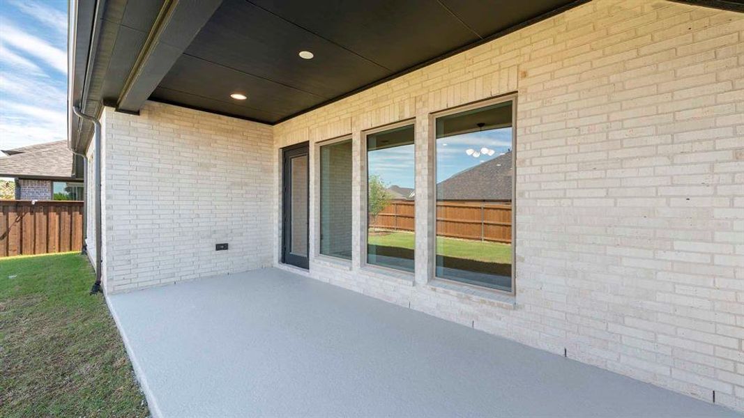 Exterior details and patio area of a home in Hillstead, Lavon (Image 3). Exterior details and patio area of a home in Hillstead, Lavon (Image 3).