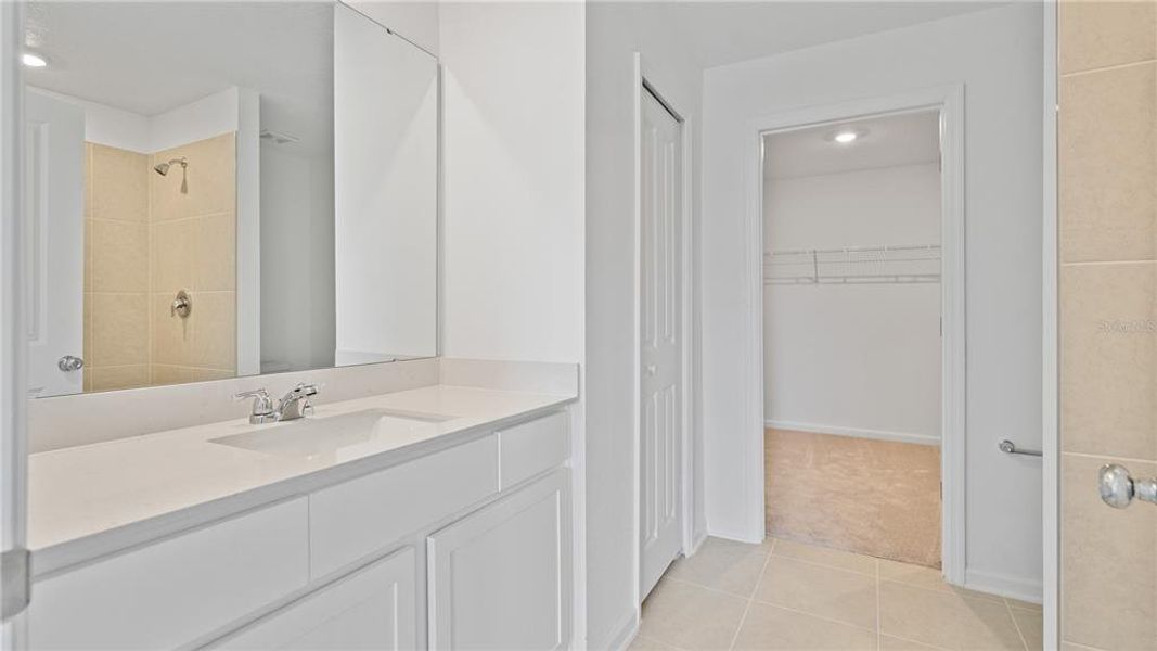Furnished interior view inside a new home in , Eustis (Image 6).