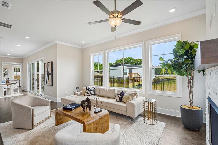 Furnished interior view inside a new home in Aberdeen, Hoschton (Image 8).