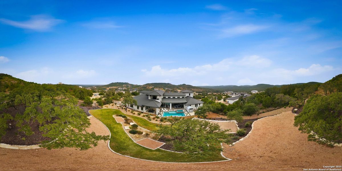 Image 93 of a home in .