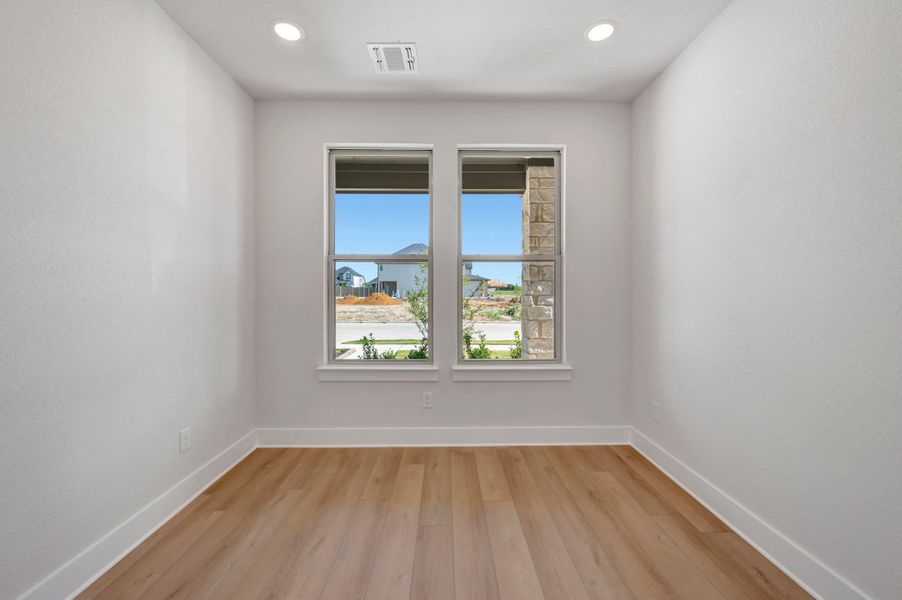 Spacious, unfurnished interior of a new home in Treeline, Justin (Image 46). Spacious, unfurnished interior of a new home in Treeline, Justin (Image 46).