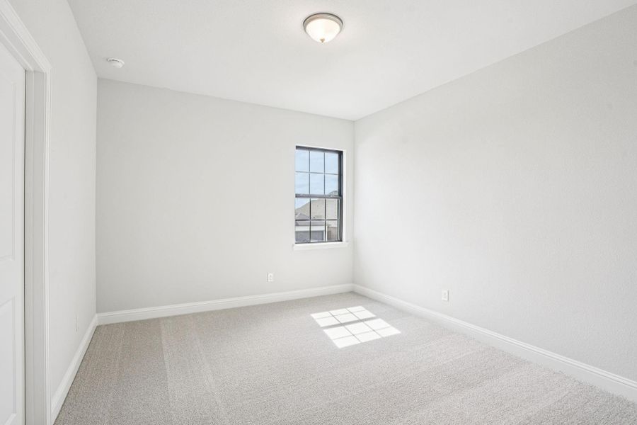 Spacious, unfurnished interior of a new home in Del Bello Lakes 60', Manvel (Image 24).