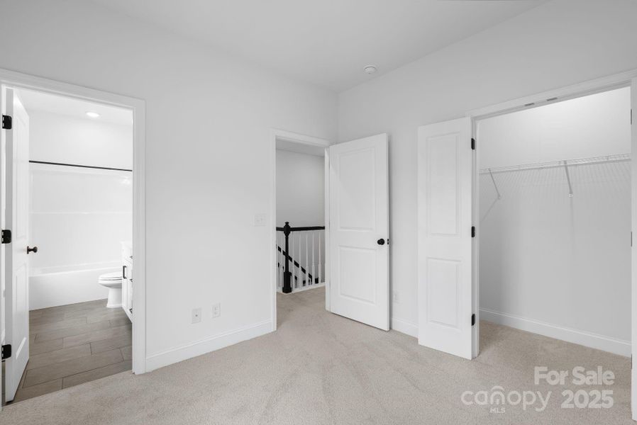 Image 34 of a home in .