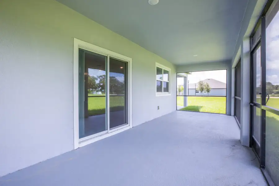 Representative exterior details of a home built from the Columbus by Maronda Homes in Enclave At Seminole Palms, Palm Coast (Image 3).