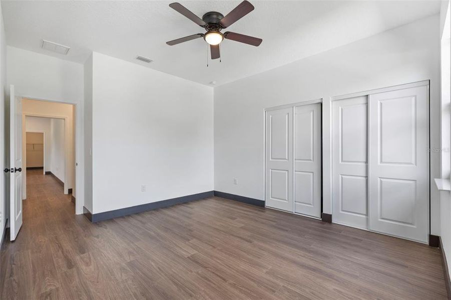 Spacious, unfurnished interior of a new home in , Tampa (Image 22).