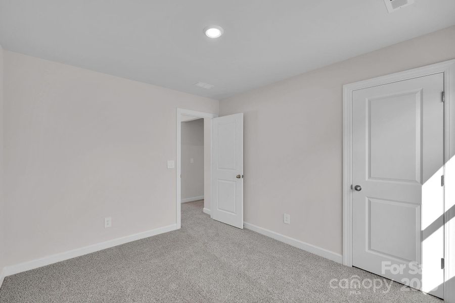 Spacious, unfurnished interior of a new home in Seattle Crossing, Shelby (Image 12).