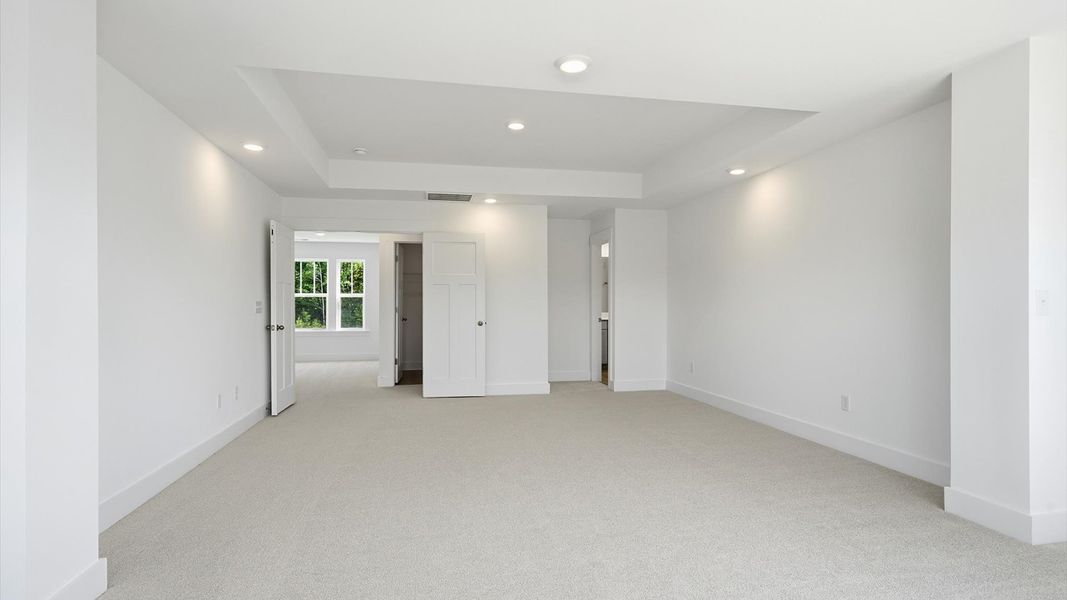 Desirable primary suite layout with spacious en suite bath in a proven, established community