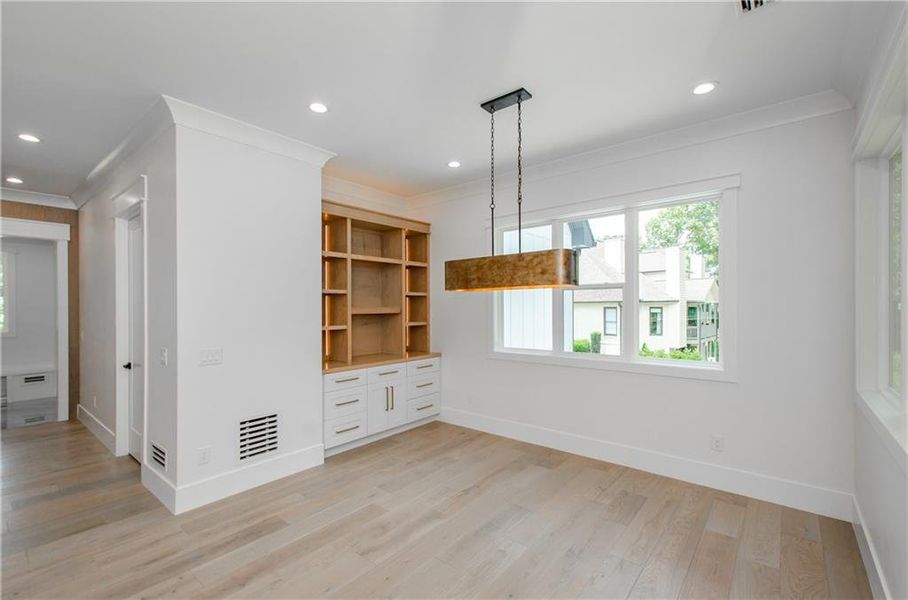 Spacious, unfurnished interior of a new home in , Hoschton (Image 70). Spacious, unfurnished interior of a new home in , Hoschton (Image 70).