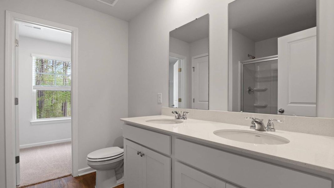 Image 40 of a home in Rivers Reach.