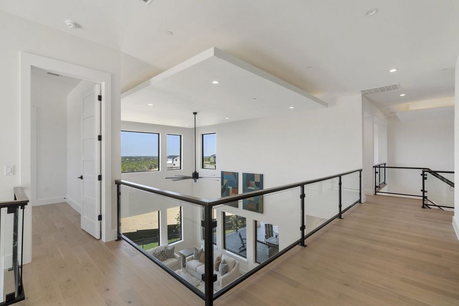 Spacious, unfurnished interior of a new home in Milky Way at River Place, Austin (Image 51). Spacious, unfurnished interior of a new home in Milky Way at River Place, Austin (Image 51).