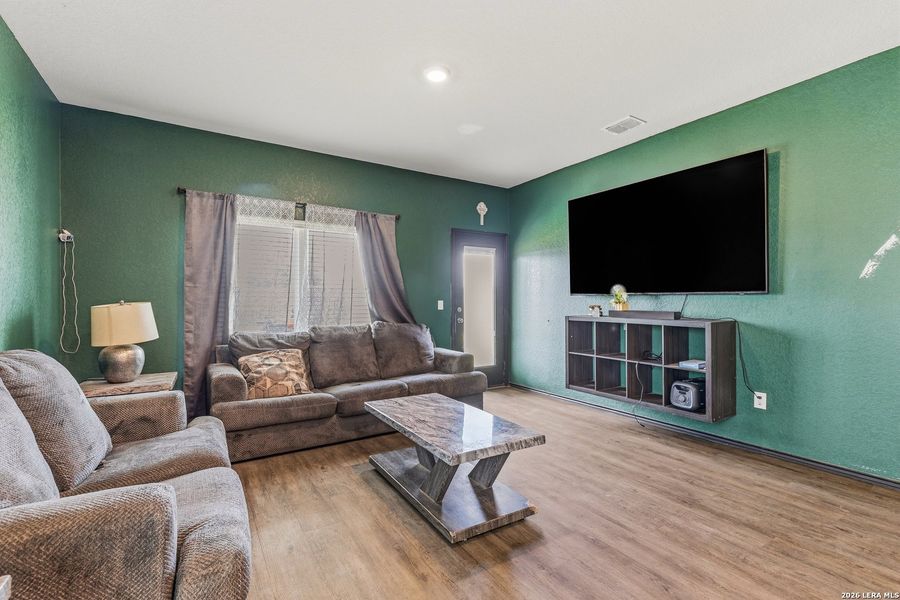 Furnished interior view inside a new home in Lonesome Dove, San Antonio (Image 14).