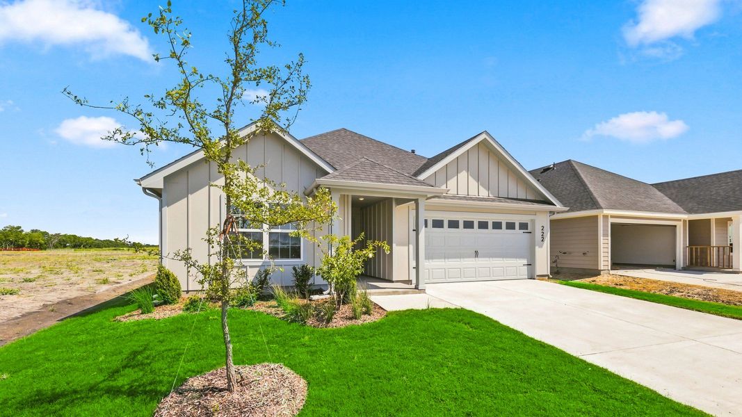 Front exterior of a new home in Morningside, Farmersville, TX, highlighting curb appeal (Image 21).