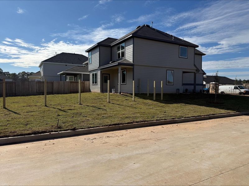 Image 27 of a home in River's Edge.