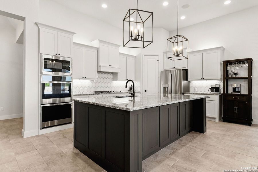 Furnished interior view inside a new home in Meadows Of Mill Creek 60', Seguin (Image 9).