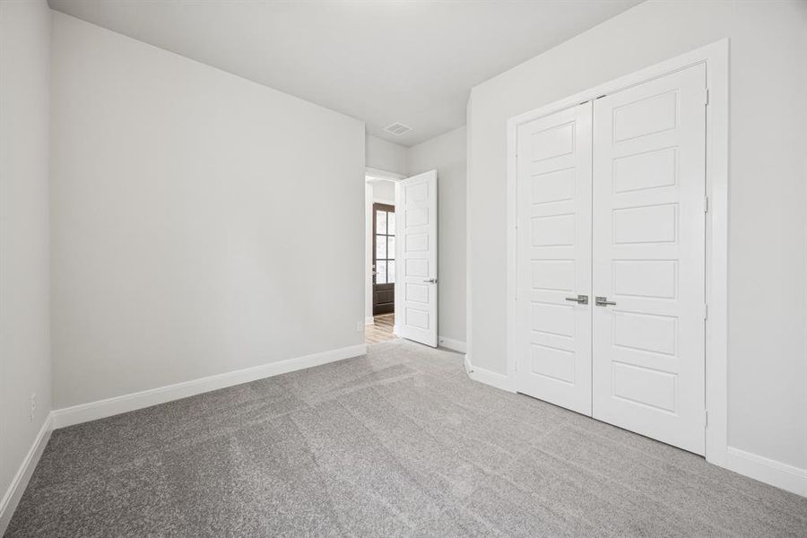 Spacious, unfurnished interior of a new home in Sandbrock Ranch, Aubrey (Image 30). Spacious, unfurnished interior of a new home in Sandbrock Ranch, Aubrey (Image 30).