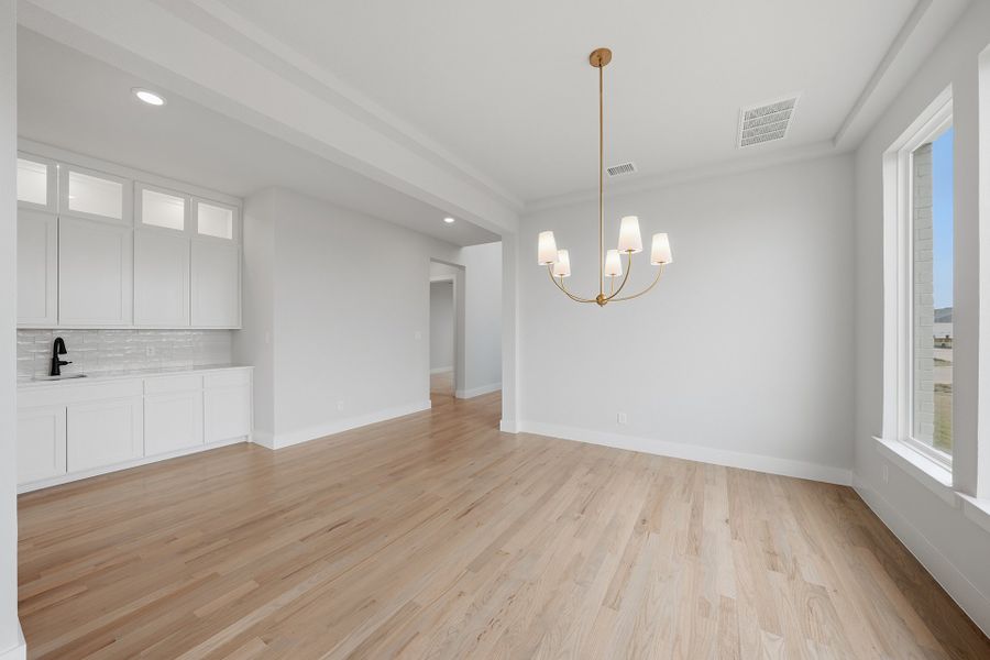 Spacious, unfurnished interior of a new home in Park Place - 80' Lots, Prosper (Image 24). Spacious, unfurnished interior of a new home in Park Place - 80' Lots, Prosper (Image 24).