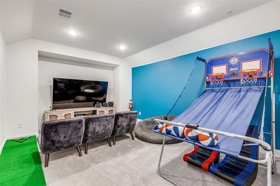 Furnished interior view inside a new home in Cambridge Crossing, Celina (Image 7).