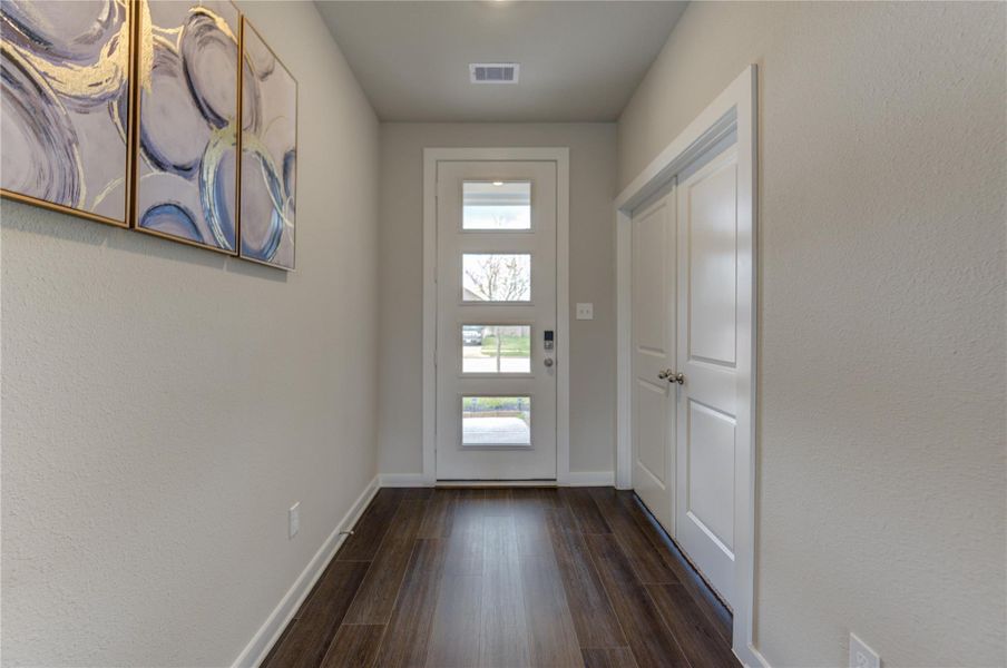 Spacious, unfurnished interior of a new home in Arabella on the Prairie, Richmond (Image 21).