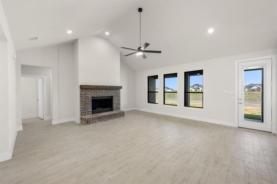 2361 Oak Knoll- Living Room-2