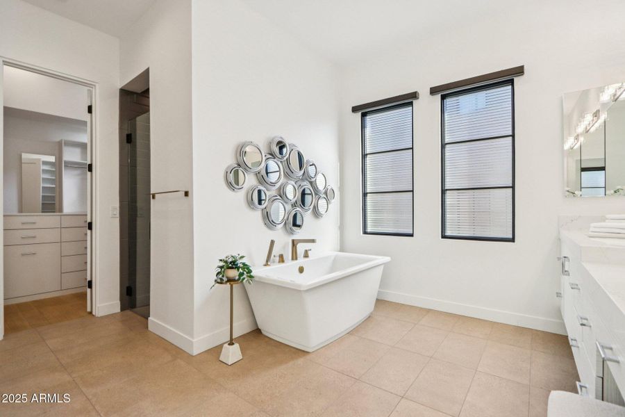 36-web-or-mls-N Cave Creek Rd 1037-S0412