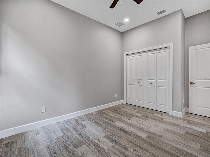 Spacious, unfurnished interior of a new home in , Safety Harbor (Image 39).