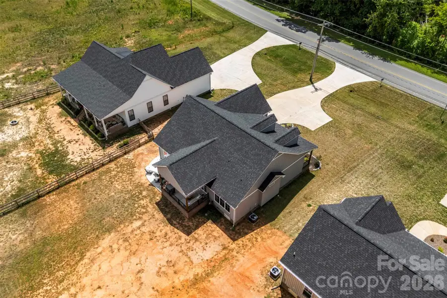 Image 29 of a home in .