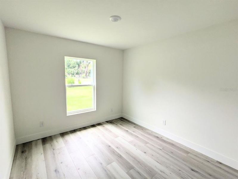 Spacious, unfurnished interior of a new home in , Fort Meade (Image 15).