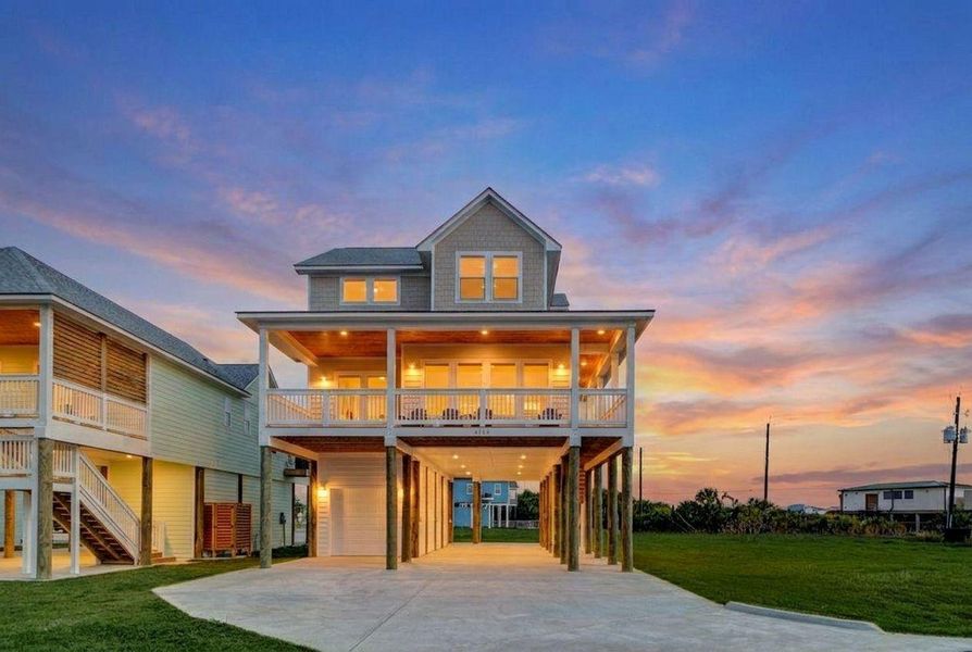 Image 40 of a home in .