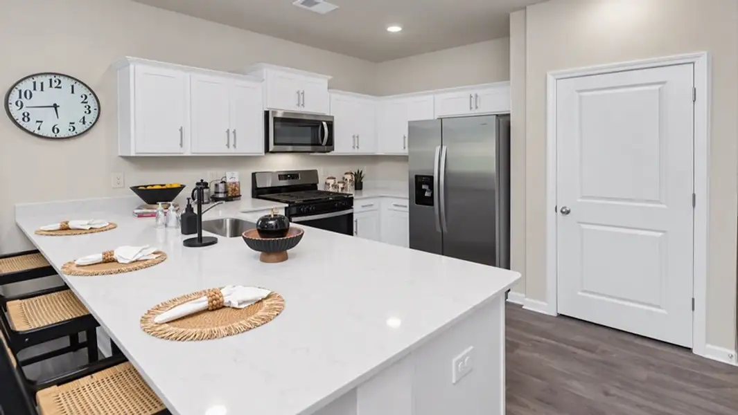 Furnished interior view inside a new home in Grand Oaks, Columbia (Image 4).