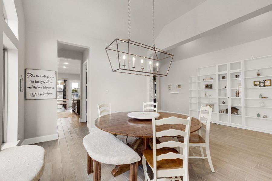 Furnished interior view inside a new home in Meridiana 55', Manvel (Image 9). Furnished interior view inside a new home in Meridiana 55', Manvel (Image 9).