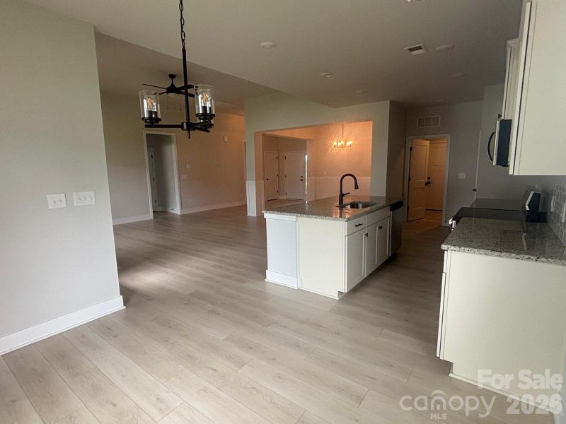 Spacious, unfurnished interior of a new home in Kerns Ridge, Salisbury (Image 11).