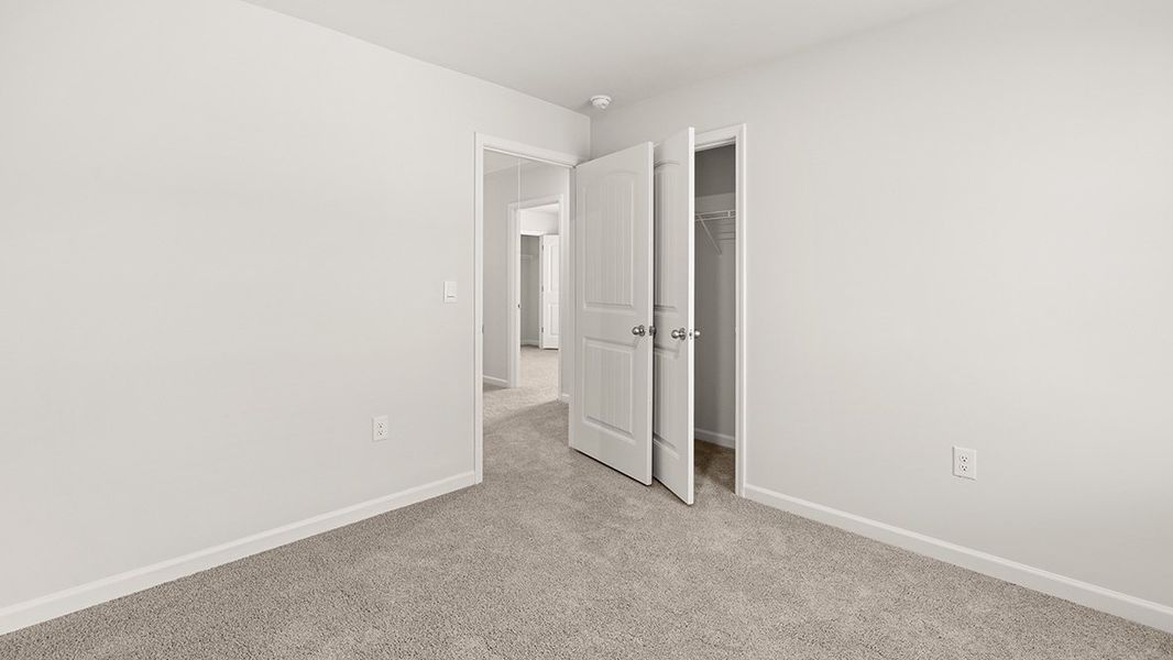Spacious, unfurnished interior of a new home in Greyton Springs Place, Buford (Image 40).