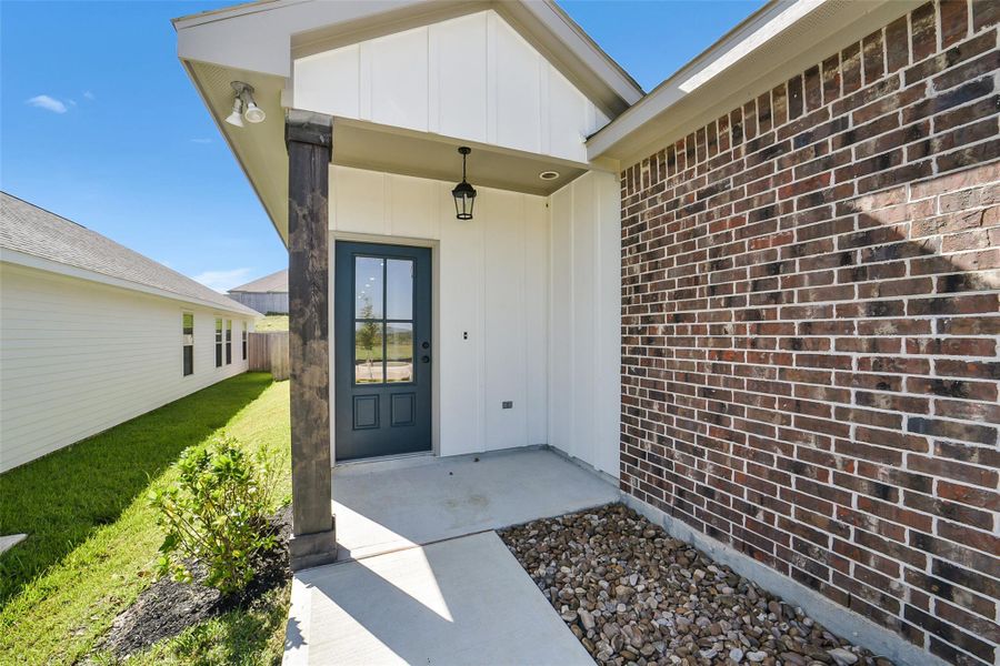 Exterior details and patio area of a home in Mostyn Springs, Magnolia (Image 16). Exterior details and patio area of a home in Mostyn Springs, Magnolia (Image 16).