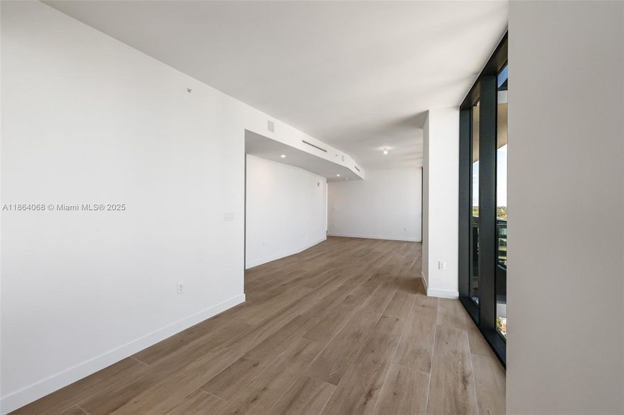 Spacious, unfurnished interior of a new home in , Pompano Beach (Image 36). Spacious, unfurnished interior of a new home in , Pompano Beach (Image 36).