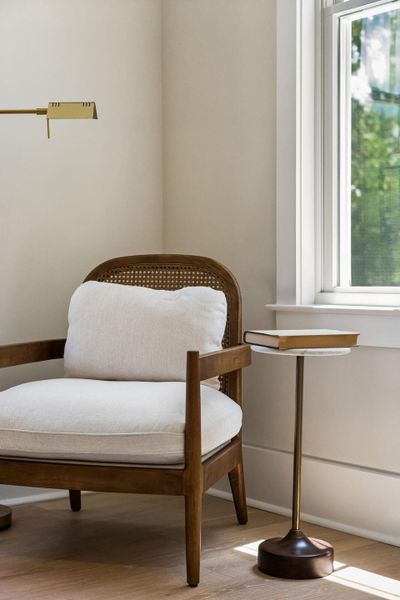 Close-up of interior finishes inside a home in , Charleston (Image 21).