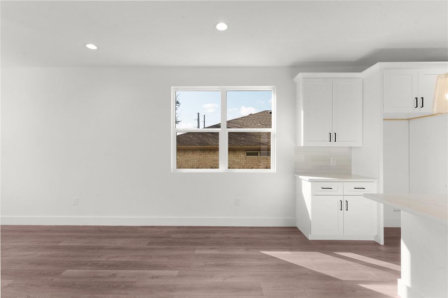 Spacious, unfurnished interior of a new home in , Burnet (Image 17).