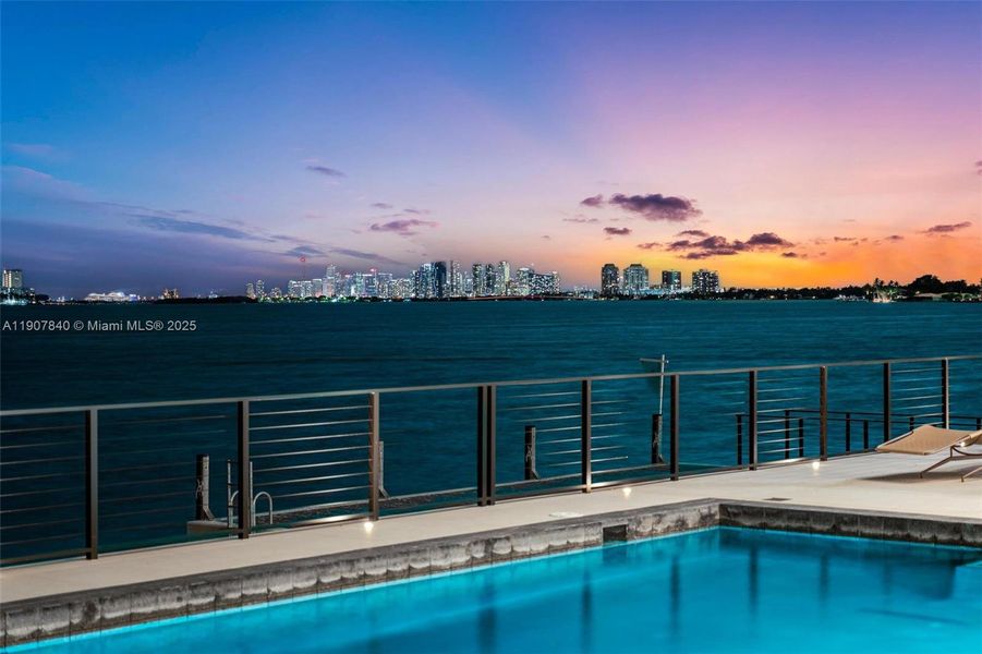 Condo located in North Miami, FL showcasing its design and architecture (Image 4). Condo located in North Miami, FL showcasing its design and architecture (Image 4).