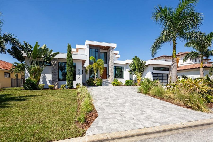 Image 53 of a home in .