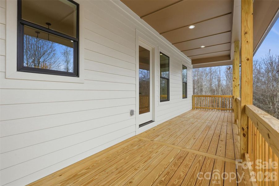 Exterior details and patio area of a home in , Maiden (Image 3).