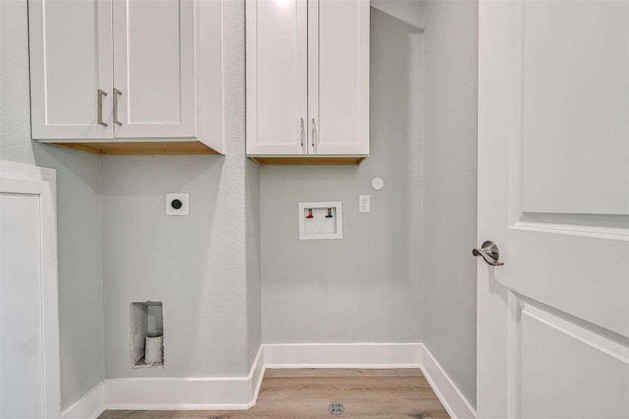 Spacious, unfurnished interior of a new home in , Galveston (Image 20). Spacious, unfurnished interior of a new home in , Galveston (Image 20).