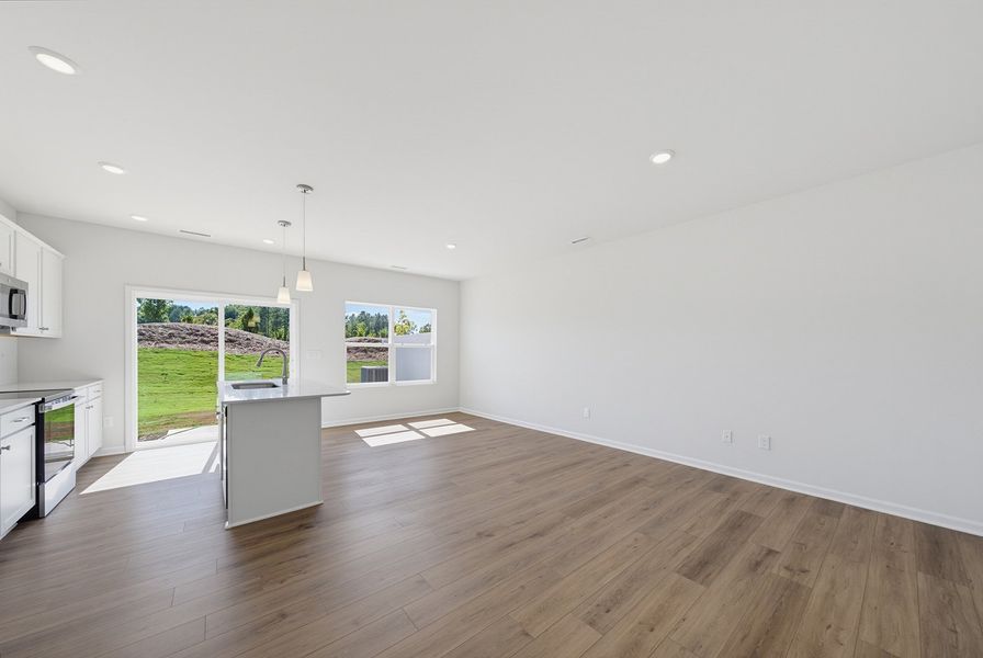 Spacious, unfurnished interior of a new home in Sweetbrier, Durham (Image 17).