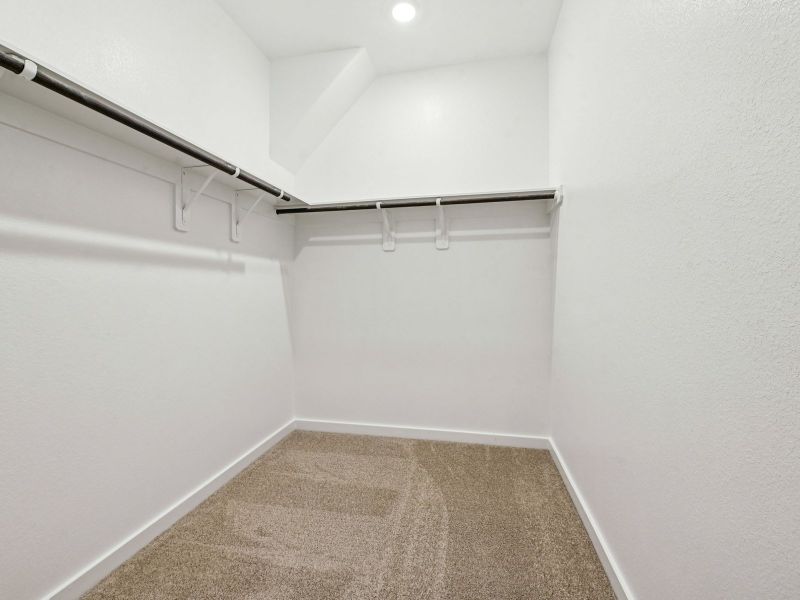 Spacious, unfurnished interior of a new home in Parkway Commons - City Series, Missouri City (Image 12). Spacious, unfurnished interior of a new home in Parkway Commons - City Series, Missouri City (Image 12).