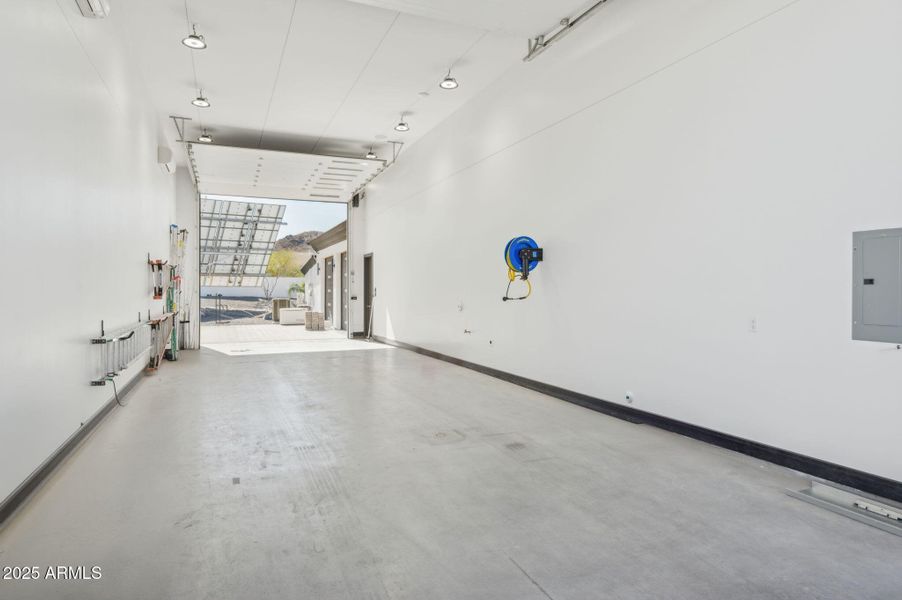 87-web-or-mls-3939-w-fox-rd 87-web-or-mls-3939-w-fox-rd