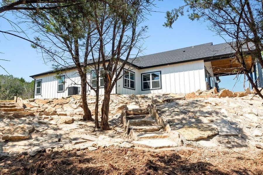 Image 30 of a home in .