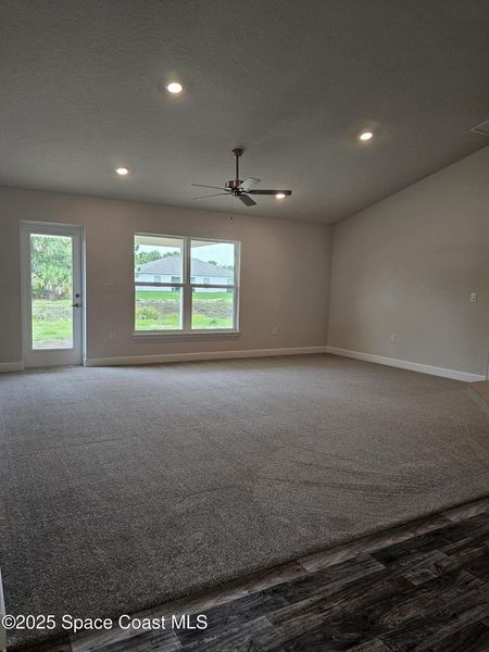 Spacious, unfurnished interior of a new home in Palm Bay, Palm Bay (Image 14).