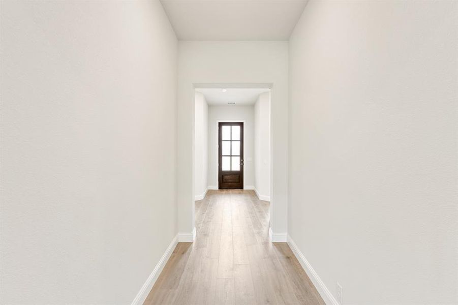 Spacious, unfurnished interior of a new home in Addison Hills, Cedar Hill (Image 22).