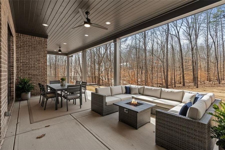 Exterior details and patio area of a home in , Lawrenceville (Image 4).